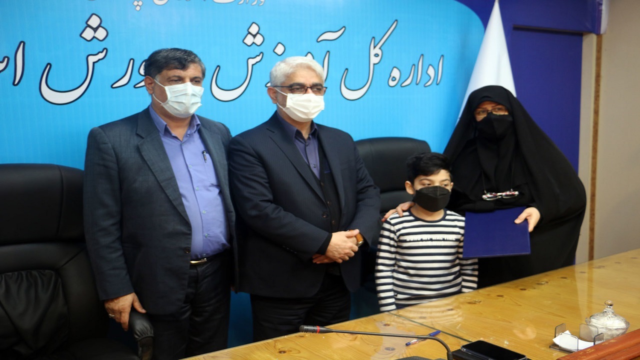 برگزاری مراسم تجلیل از دانش آموز پژوهشگر برتر کشور