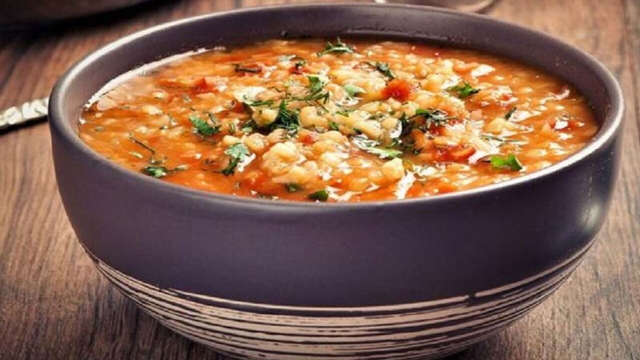 طرز تهیه آش گوجه فرنگی + فیلم
