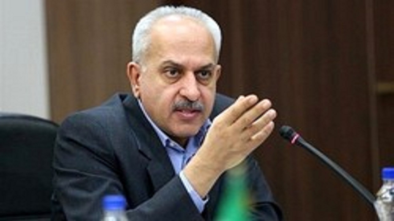 برای ایجاد ثبات اقتصادی باید به دولت فرصت داد