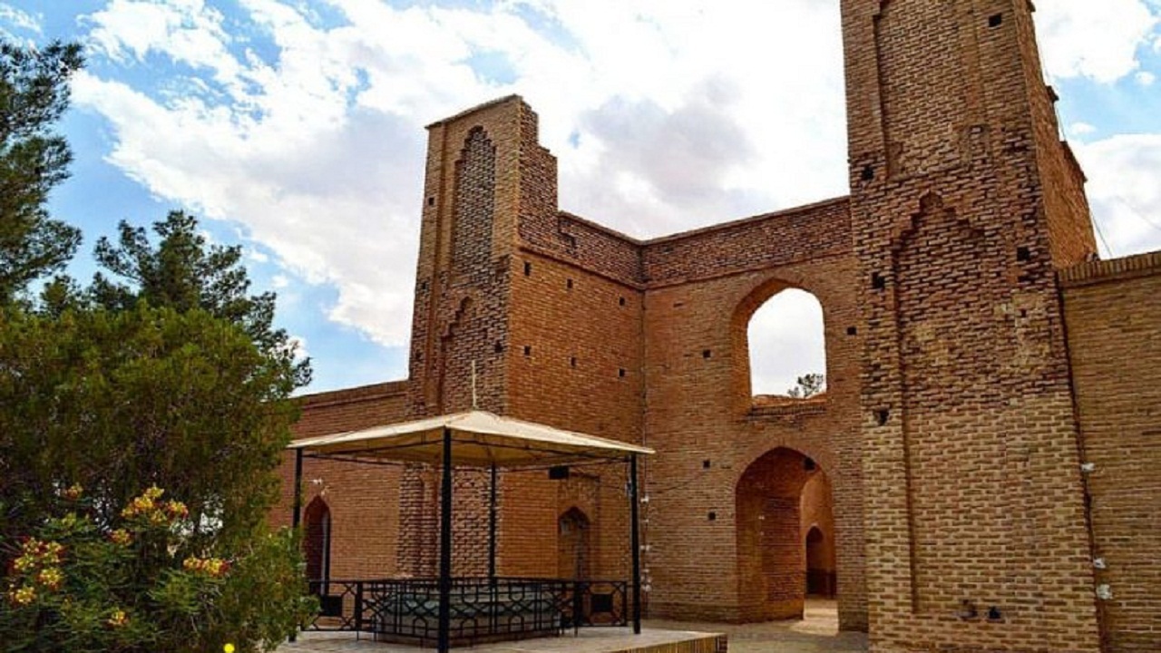 آغاز مطالعات ساماندهی آرامگاه علاءالدوله سمنانی با بررسی وضعیت خاک