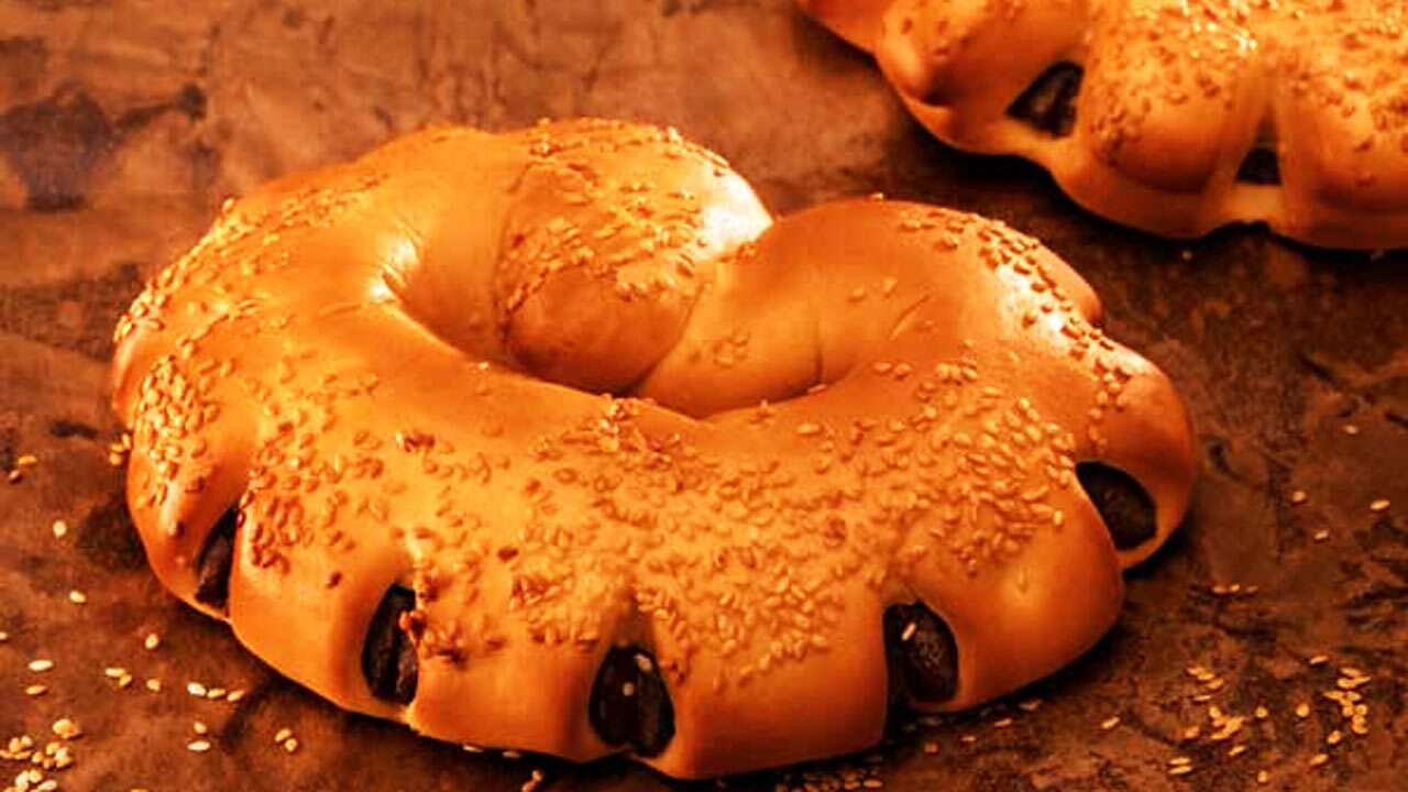 طرز تهیه نان خرمایی + فیلم