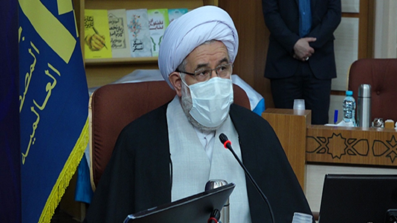 رونمایی از مجموعه کتب آموزش زبان فارسی جامعه المصطفی (ص)