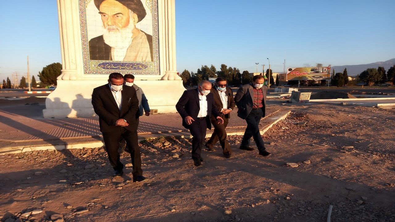 ساماندهی ورودی شهر از اولویت‌های شهرداری زرند