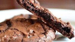 آموزش پخت نان گردویی + فیلم