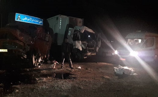 برخورد مرگبار دو خودروی سنگین برخورد مرگبار دو خودروی سنگین