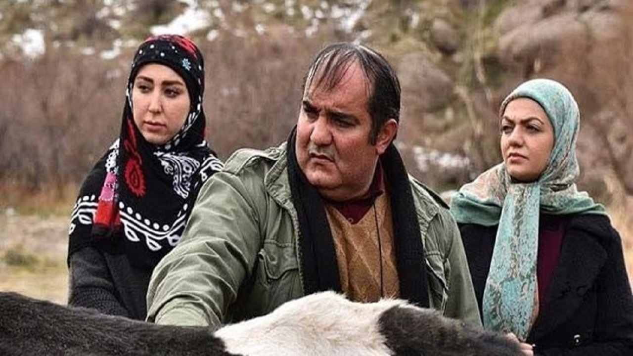 گفت‌وگو با بازیگر نقش نرگس سریال «نون خ»