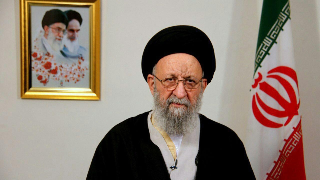 پیام آیت الله نورمفیدی در پی سخنان اخیر مولوی گرگیج
