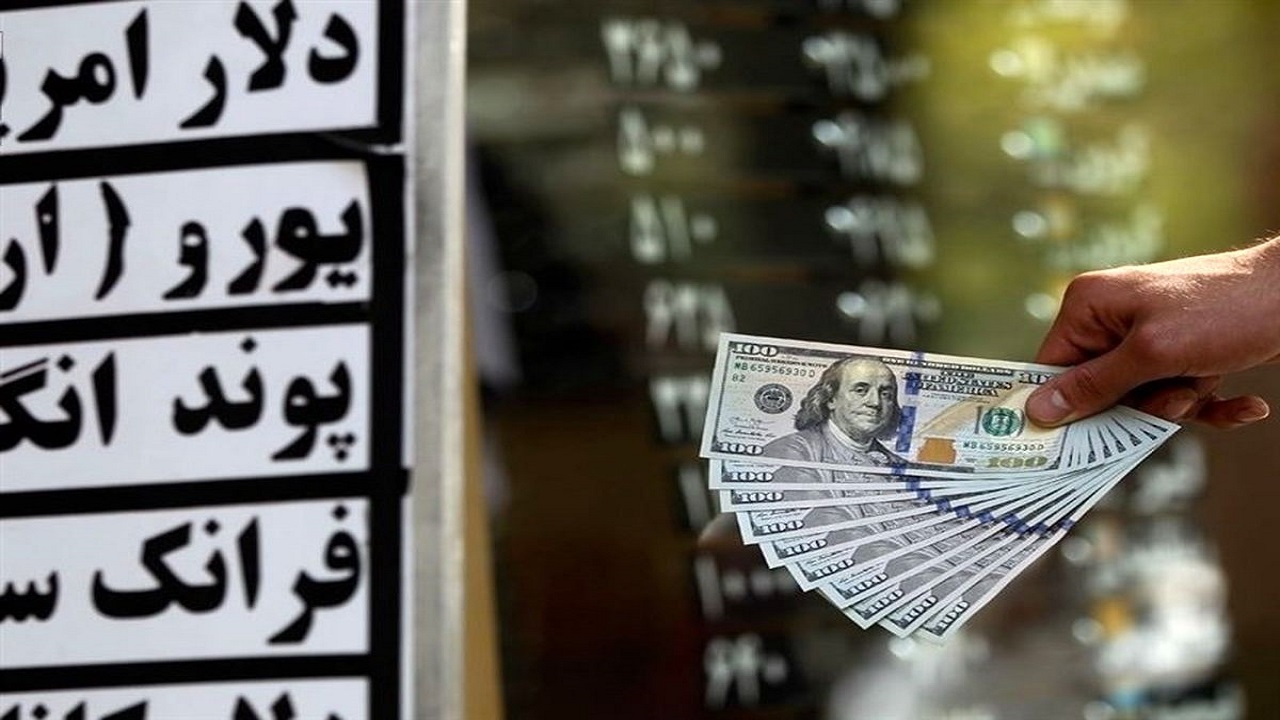 تغییر اندک نرخ ارز در بازار؛ دلار ۲۷ هزار و ۴۷۰ تومان است