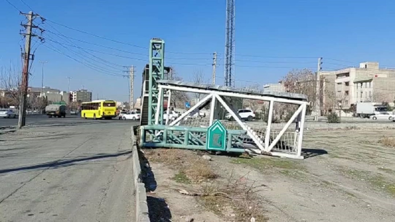 پل عابر پیاده شهرک وحدت، از شبهه سرقت تا بازسازی