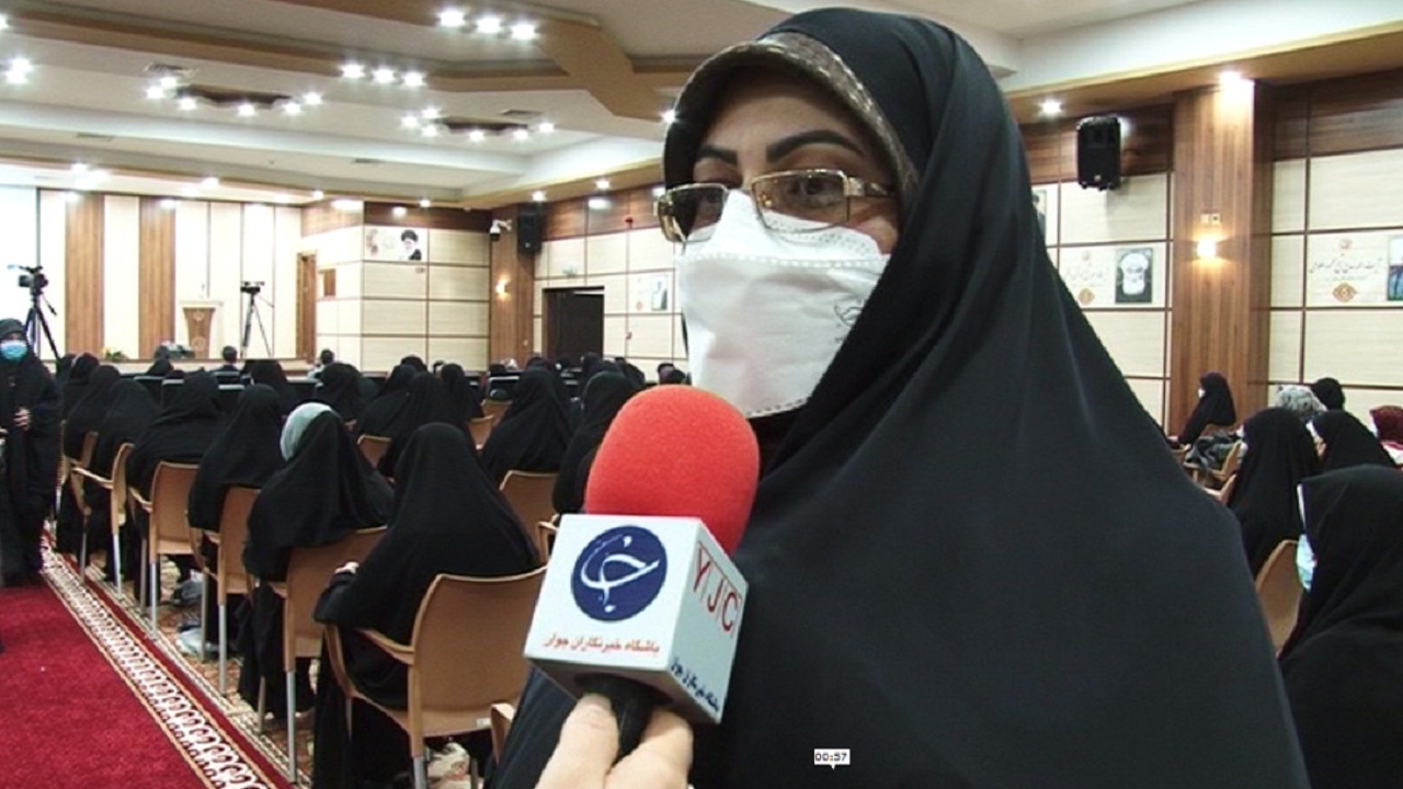 فرزندآوری و تربیت فرزند در دورهمی با طعم بادام بانوان یزدی
