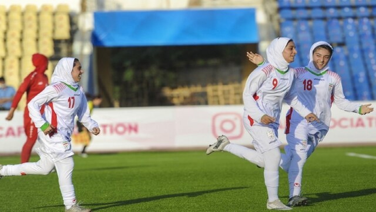 آغاز اردوی استعدادیابی فوتبال دختران زیر ۱۶ سال غرب کشور در کرمانشاه