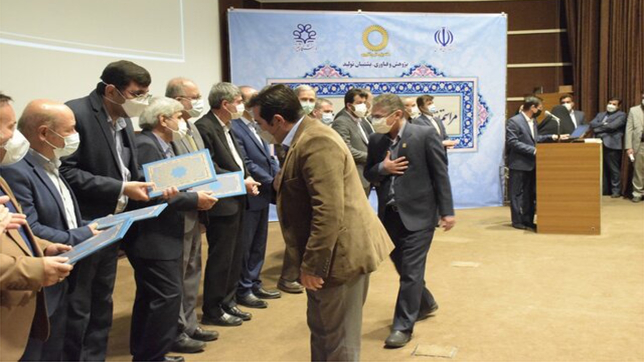 تجلیل از پژوهشگران برتر فارس