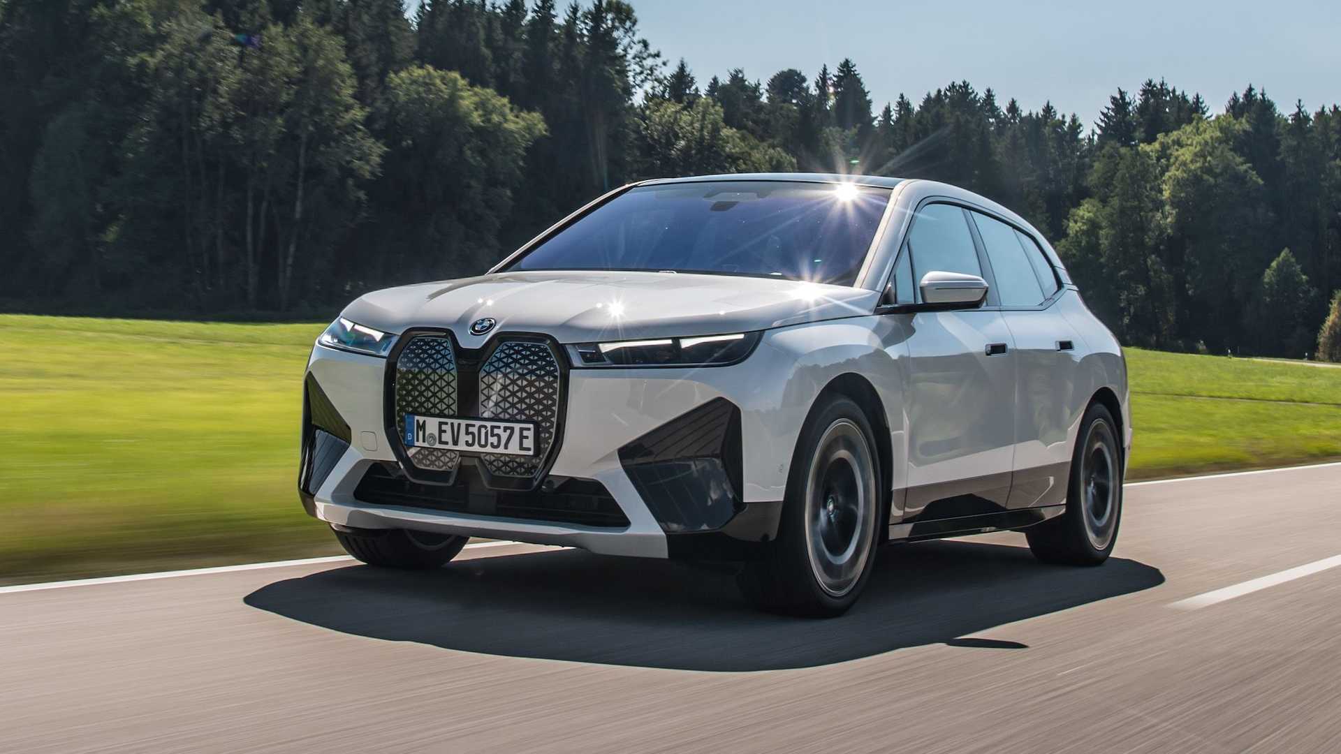 خودروی BMW iX M۶۰
