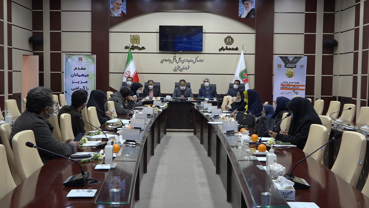 احداث مجتمع خدمات رفاهی در غرب استان سرمایه گذار می‌خواهد