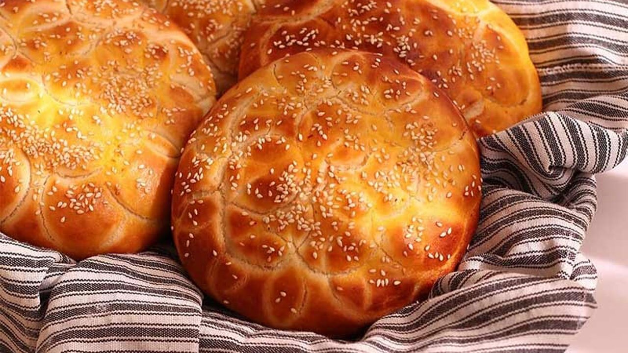 طرز تهیه نان شیرمال + فیلم