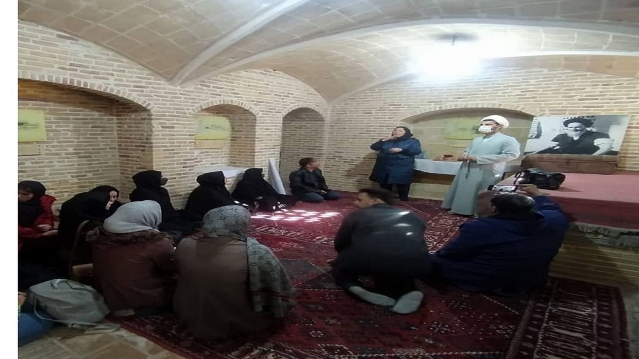 تور قم گردی برای ناشنوایان استان برگزار شد
