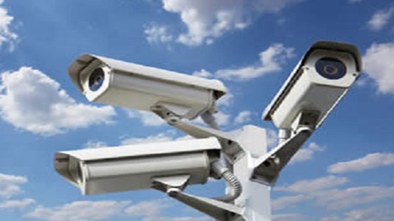 دوربین های مراقبتی ادارات لامرد به روز رسانی شوند
