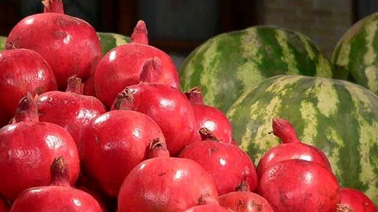 میوه شب یلدا