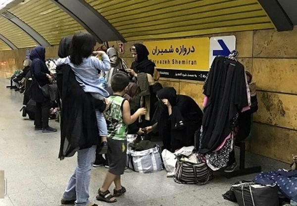 حکایت ساماندهی دستفروشان مترو و درگیری بین آن ها و متصدیان