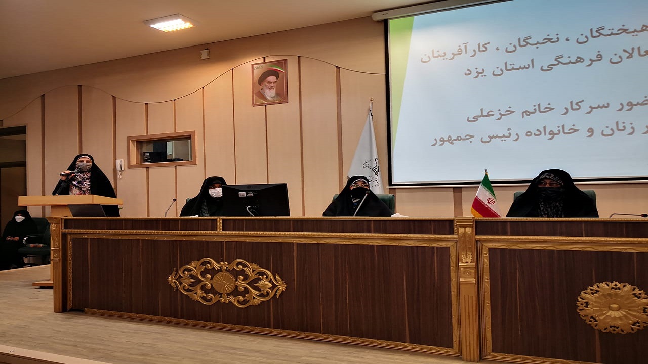 طرح های اشتغال زایی بانوان نخبه و ورزشکار در اولویت جدی معاون زنان و خانواده رئیس جمهور