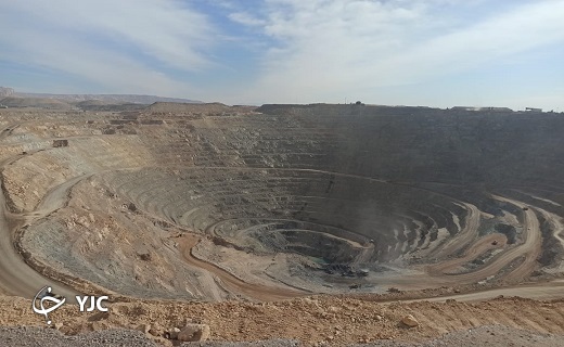 بازدید وزیر امور اقتصادی و دارایی از شرکت سنگ آهن مرکزی ایران-بافق