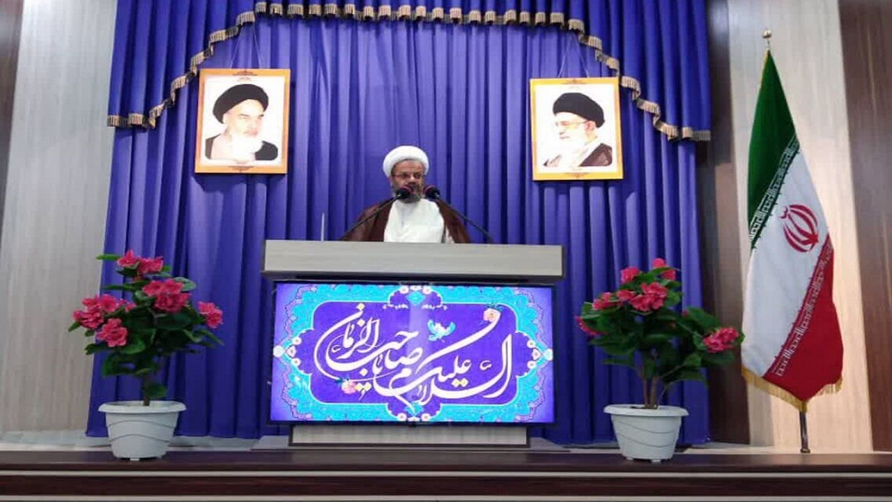 مشکلات درمانی جامعه با توزیع پزشک رفع شود
