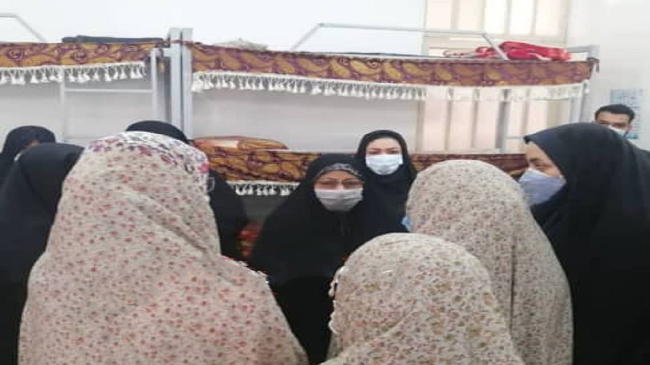 بازدید معاون امور بانوان و خانواده رییس جمهور از بند نسوان زندان مرکزی یزد