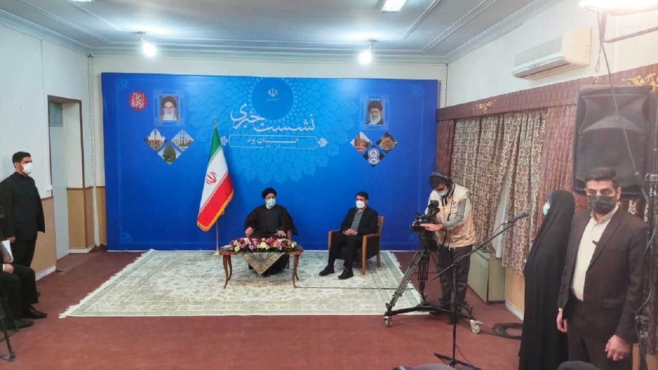 برنامه کوتاه مدت و میان مدت دولت برای رفع مشکل آب در استان یزد/ توسعه صنعتی باید در گرو حفظ محیط زیست باشد