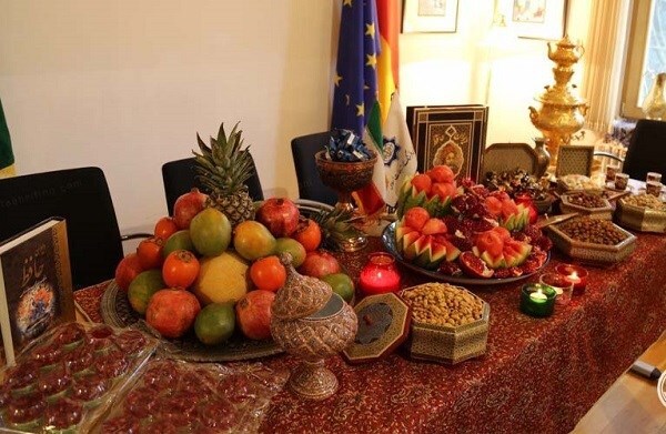 مردم خراسان جنوبی رسوم زیادی در شب یلدا دارند