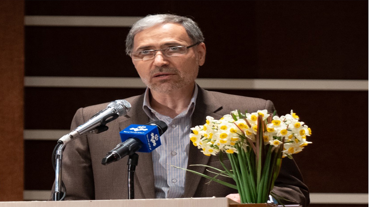 خروجی وحدت حوزه و دانشگاه باید در جامعه مشهود باشد