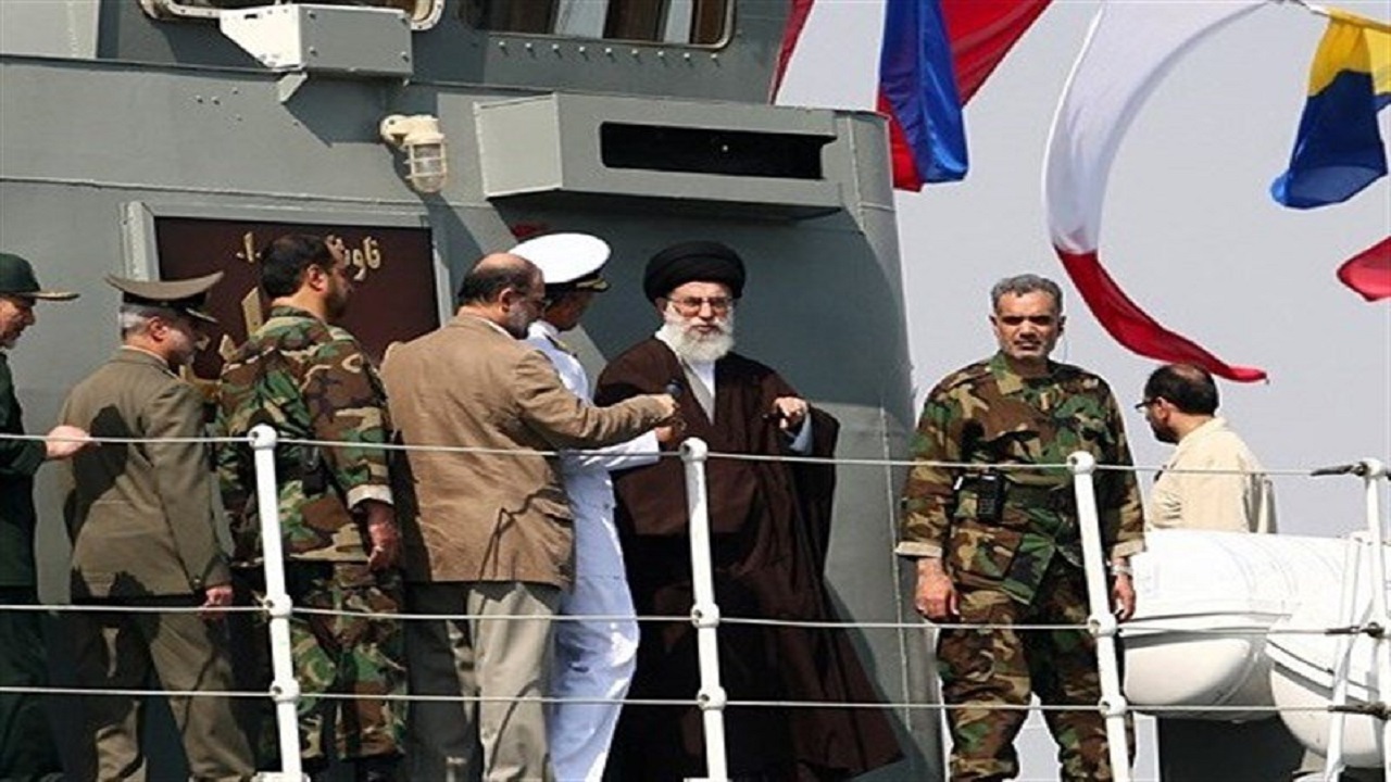 ناگفته‌های امیر سیاری از حضور رهبر انقلاب برای الحاق ناوشکن جماران