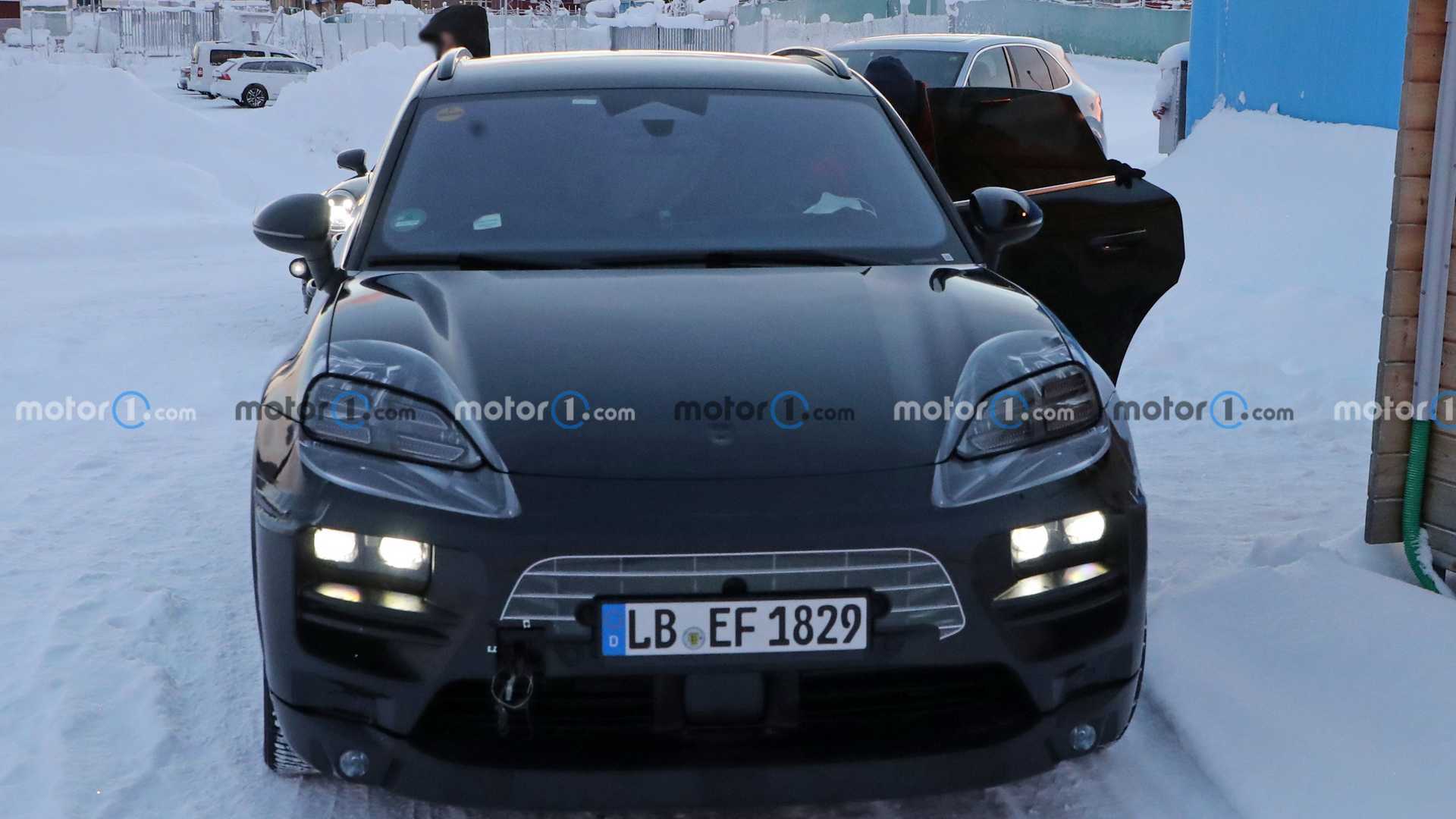 خودروی Porsche Macan EV خودروی Porsche Macan EV