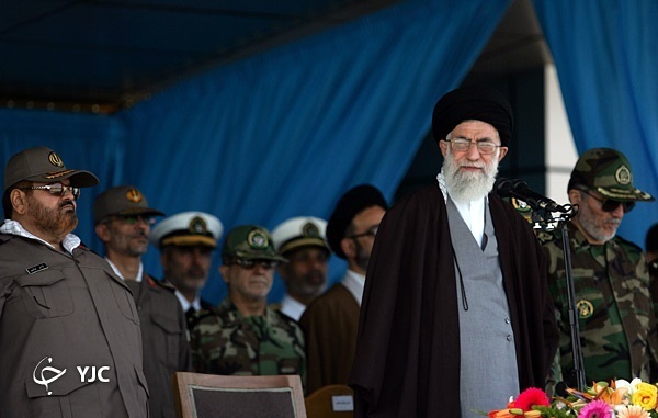 السابحات، مرکب دریایی تکاوران دریایی کشور