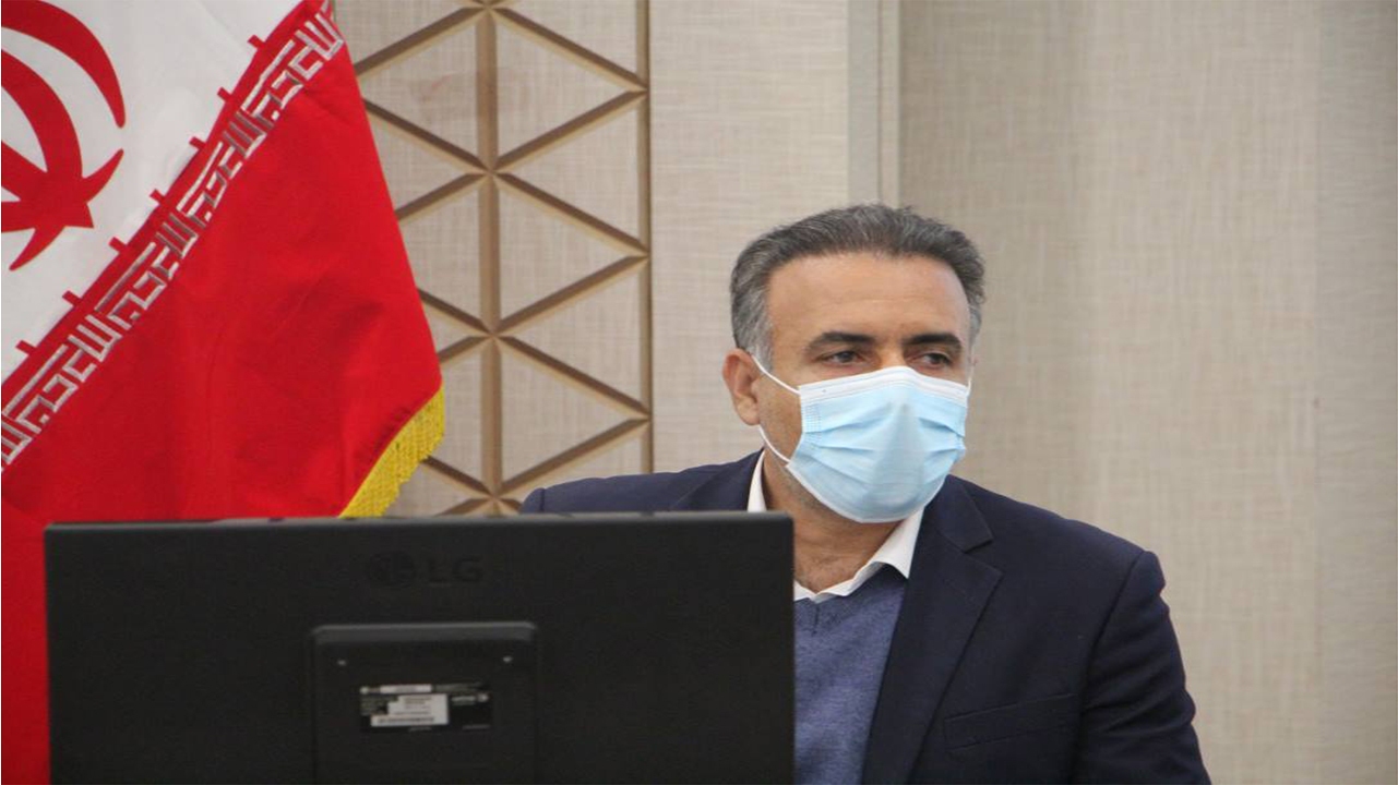 حل مشکلات آموزش و پرورش با استفاده از ظرفیت معلمان پژوهشگر فارس