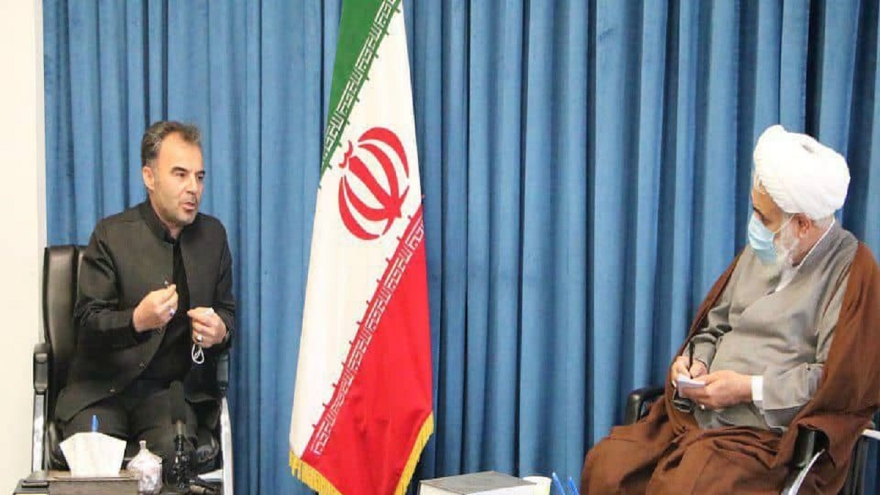 ۱۵ هزار روحانی مسئولیت اقامه نماز در مدارس  را بر عهده دارند