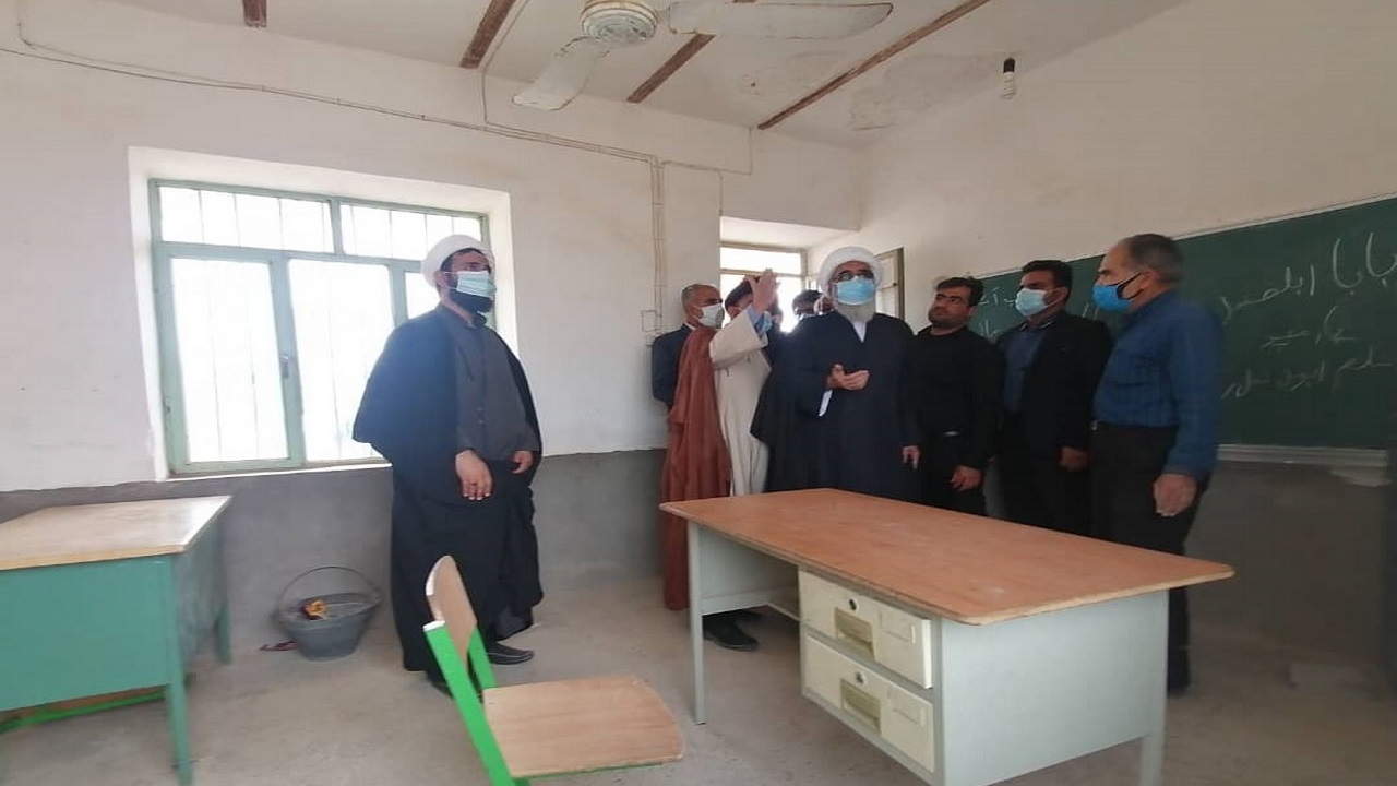 امام جمعه بوشهر مشکلات چند روستای بوشهر و دشتستان را بررسی کرد
