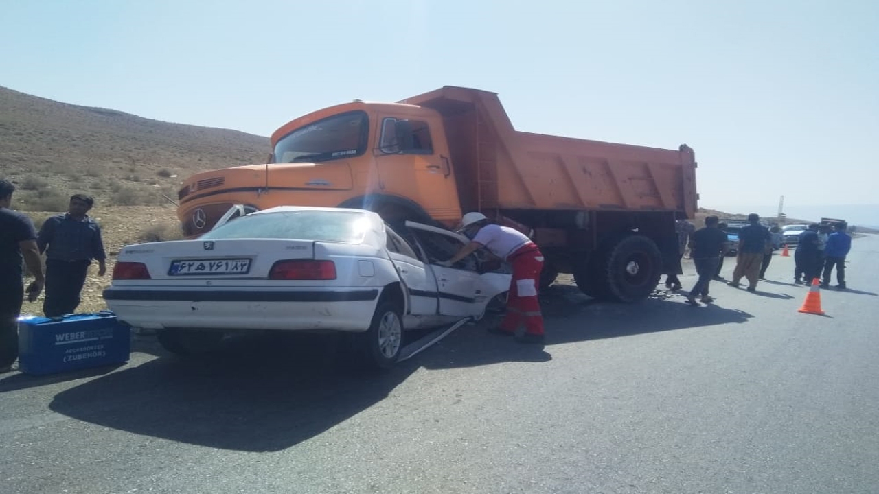 ۴ مصدوم و یک فوتی در حادثه رانندگی محور جهرم به سروستان