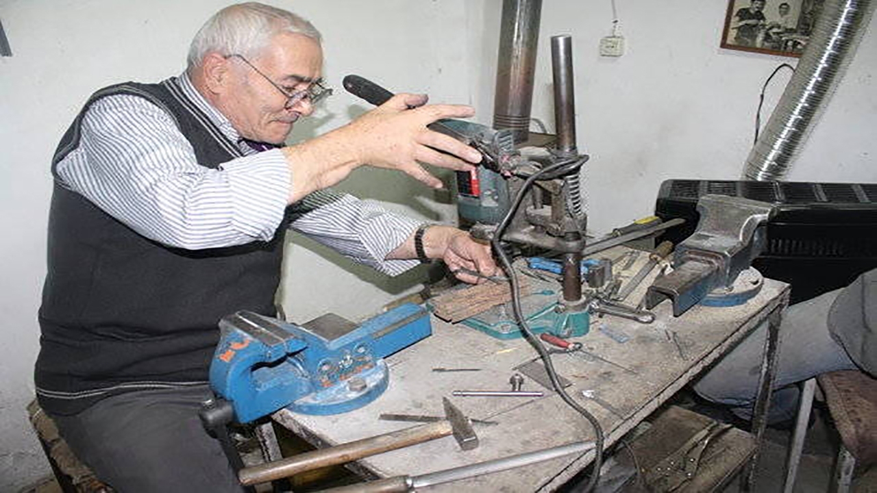صنایع‌دستی تضمینی جدی برای توسعه کشور است