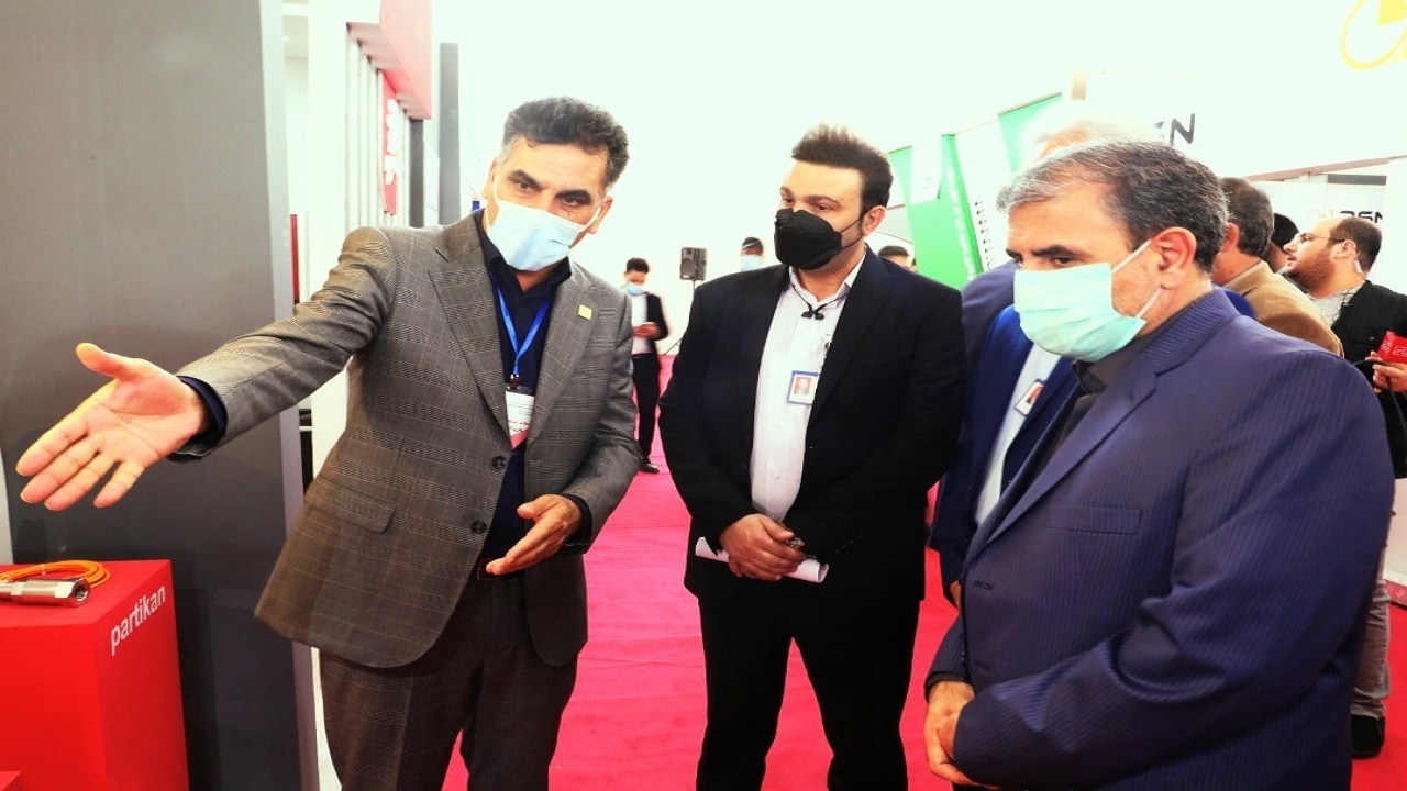 پنجمین نمایشگاه نفت، گاز و پتروشیمی در عسلویه گشایش یافت