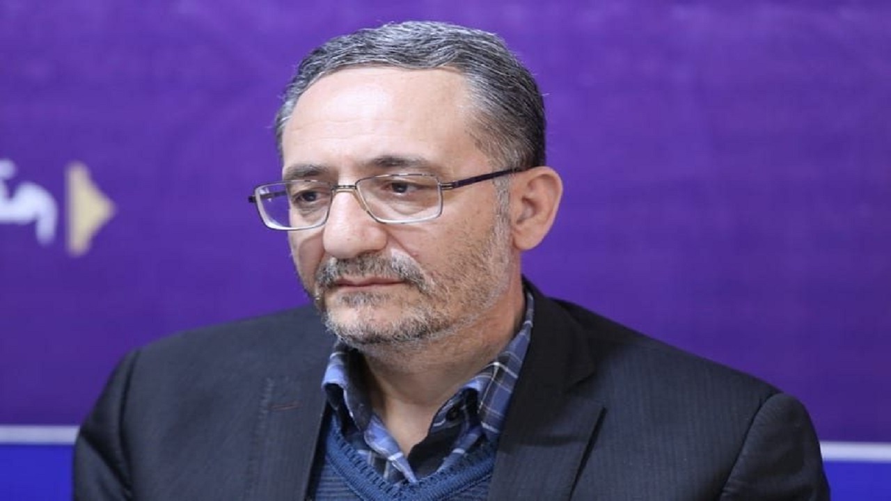دشمنان به دنبال عادی‌سازی ناهنجاری‌ها در جامعه هستند