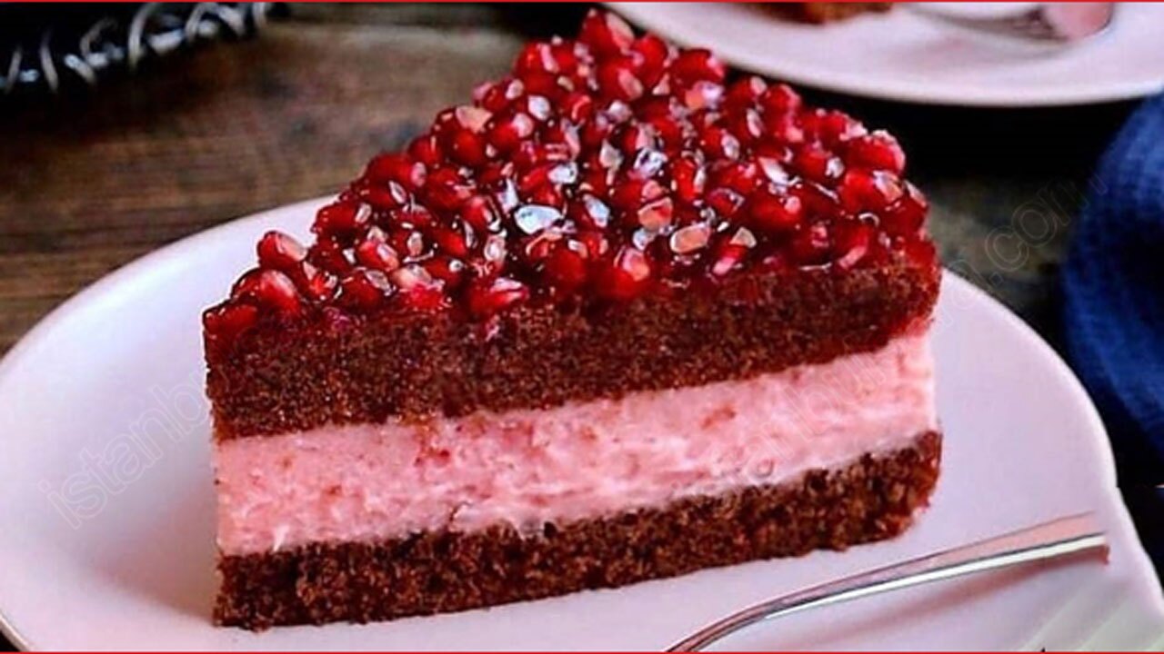 طرز تهیه کیک انار + فیلم