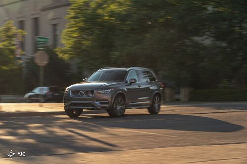 2022 ولوو XC90