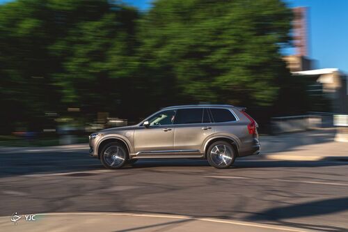 2022 ولوو XC90