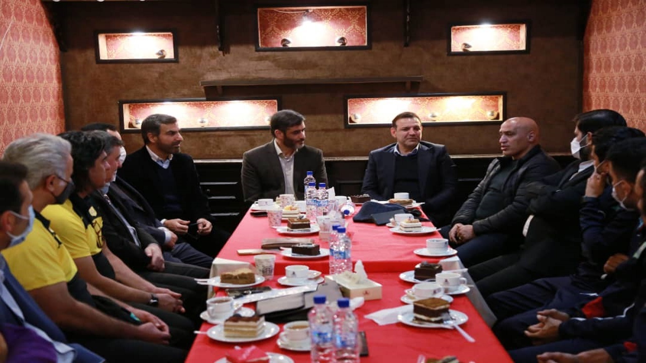 از تیم برزیل ایران حمایت می کنیم