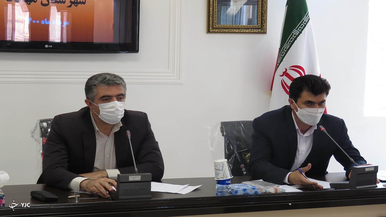 میز خدمت در مهاباد برگزار شد