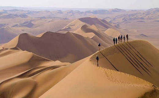 بهار در لوت بهار در لوت