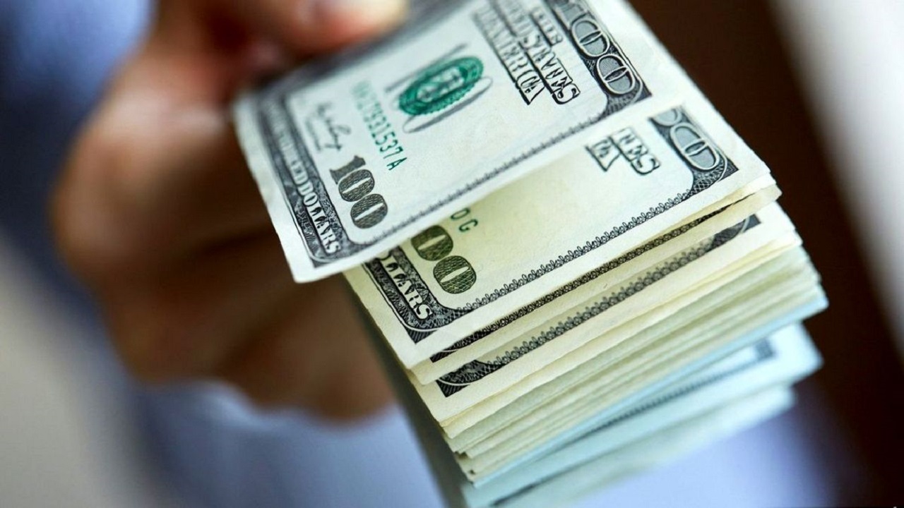 ثبات نرخ ارز در بازار؛ دلار ۲۷ هزار و ۴۰۱ تومان است