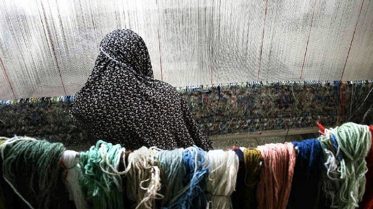 ارائه خدمات حقوقی رایگان به زنان سرپرست خانوار