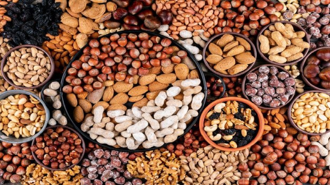 سوز گرانی آجیل و خشکبار بر طولانی‌ترین شب سال