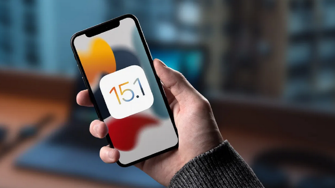 توقف سیستم عامل  iOS ۱۵.۱.۱  آیفون برای همه مدل‌ها